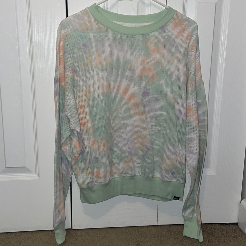 VS Tie Dye Shirt 💚